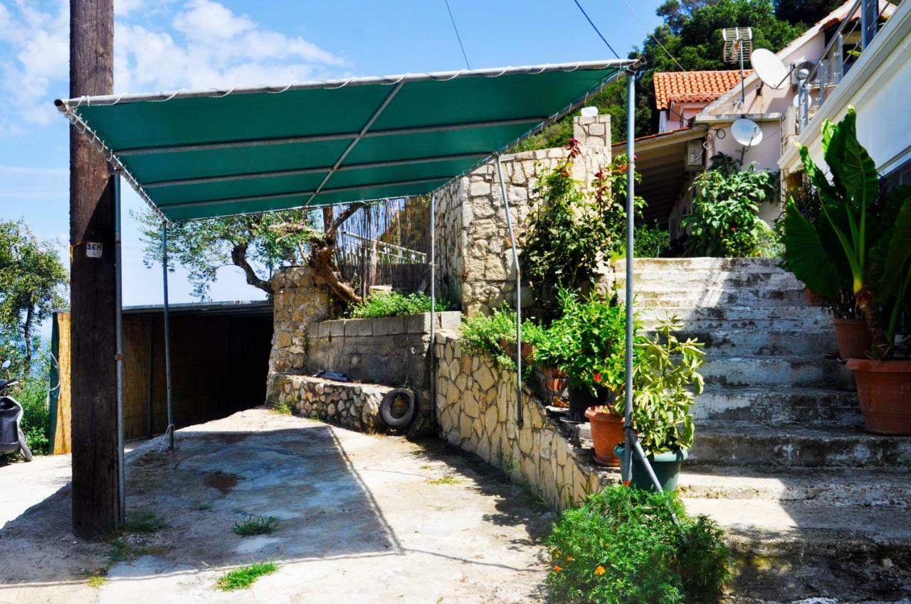Baso Hilltop Apartments Argassi Exteriér fotografie