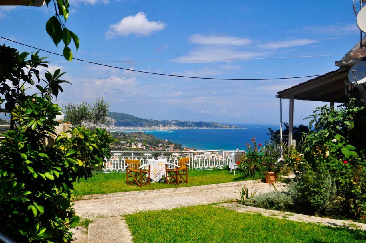 Baso Hilltop Apartments Argassi Exteriér fotografie